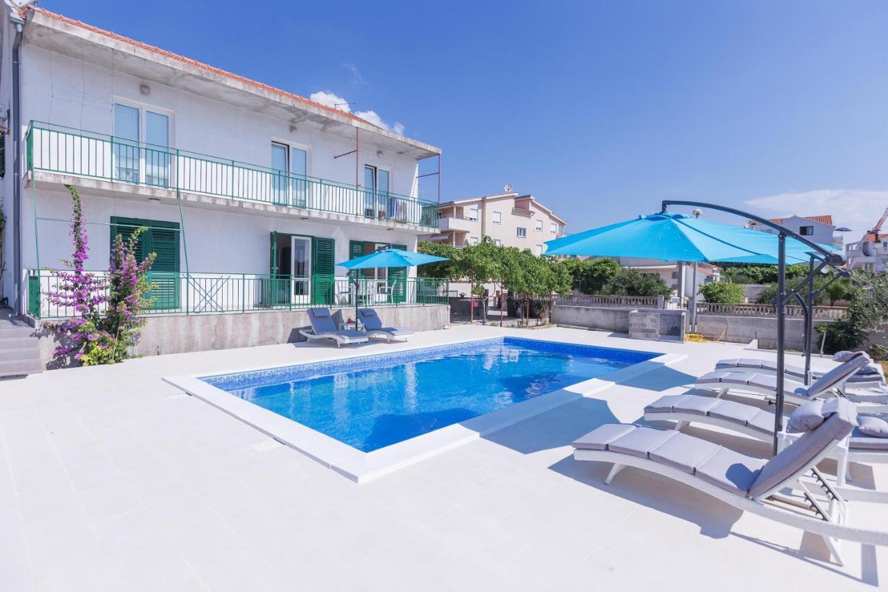 Your Private Summer House Vodice Esterno foto